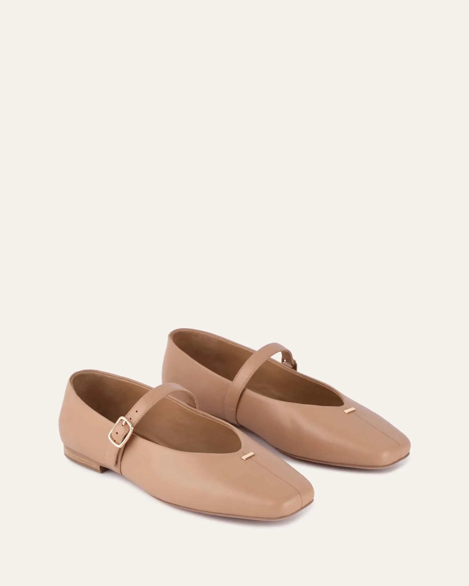 APRIL CASUAL FLATS TAN LEATHER