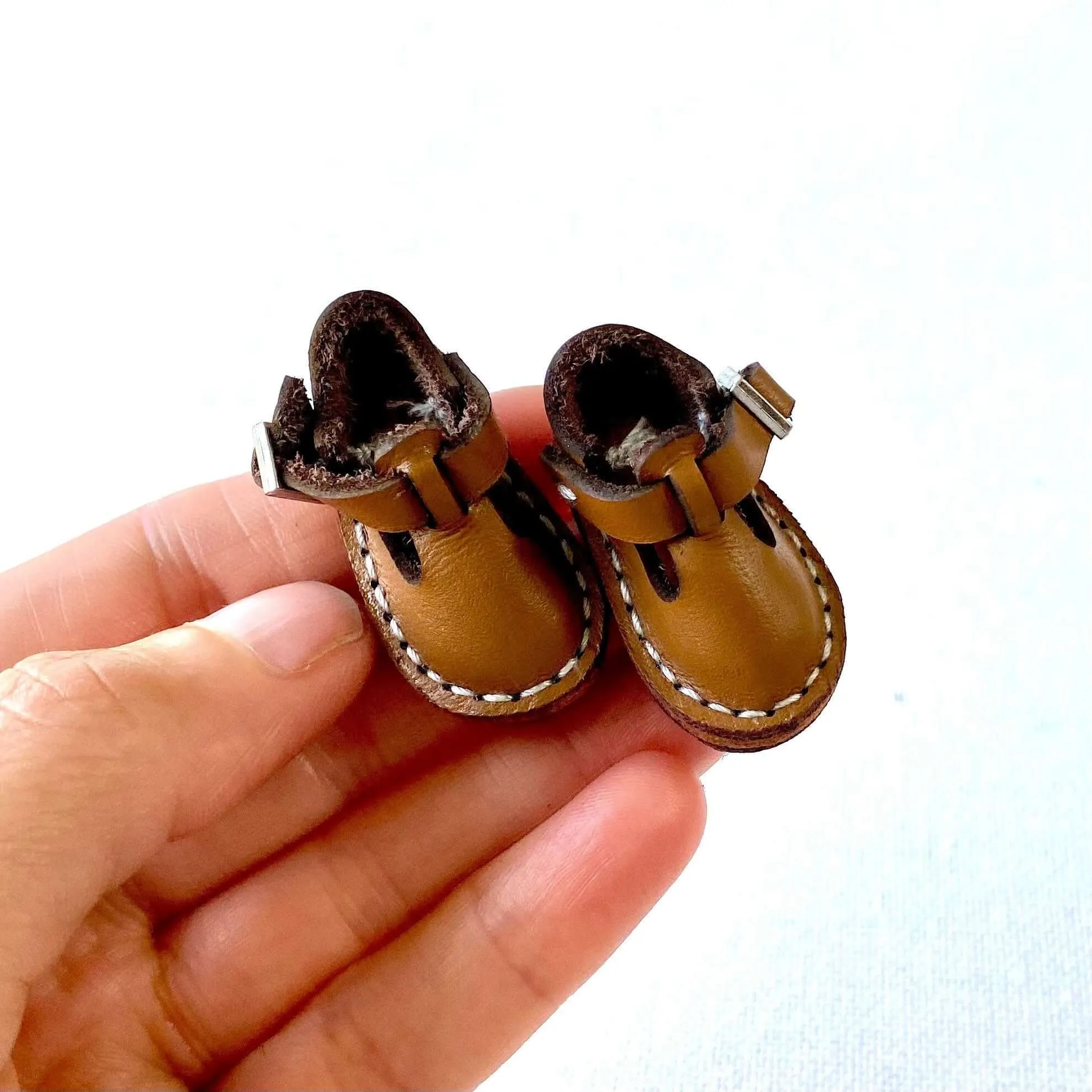 Brown leather doll shoes Blythe Vintage doll shoes 34mm