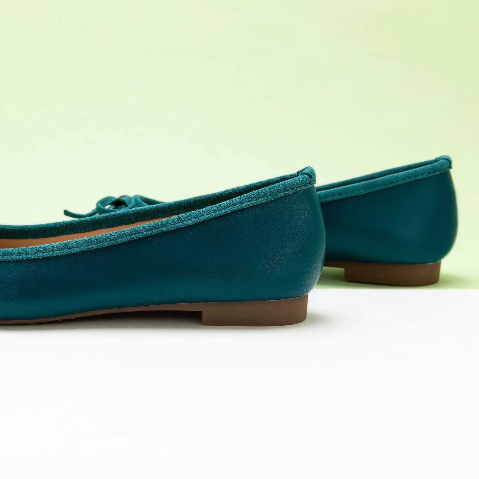 Cap-Toe Ballet Flats (Elena)